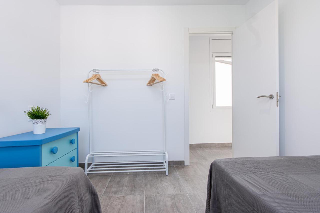 Goldhome - New House With Private Heated Pool, Parking, Wifi, Games Room Empuriabrava Exterior foto